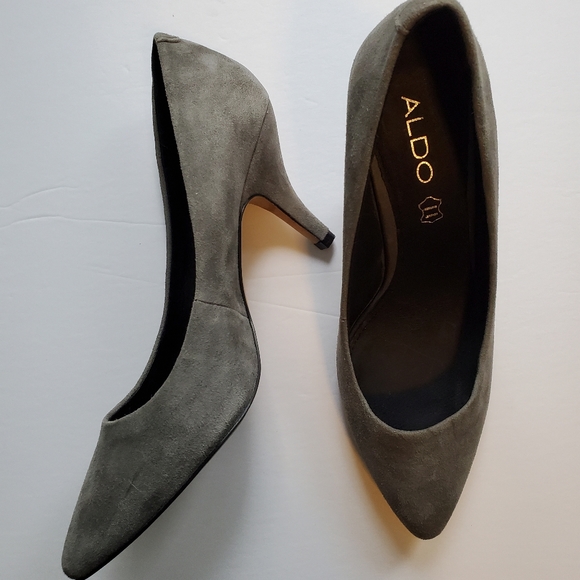 Aldo Genuine Leather Heels - Picture 3 of 3